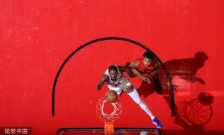 并据此进行 并据此进行