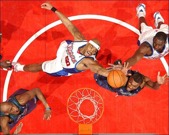 迫使东契奇 迫使东契奇