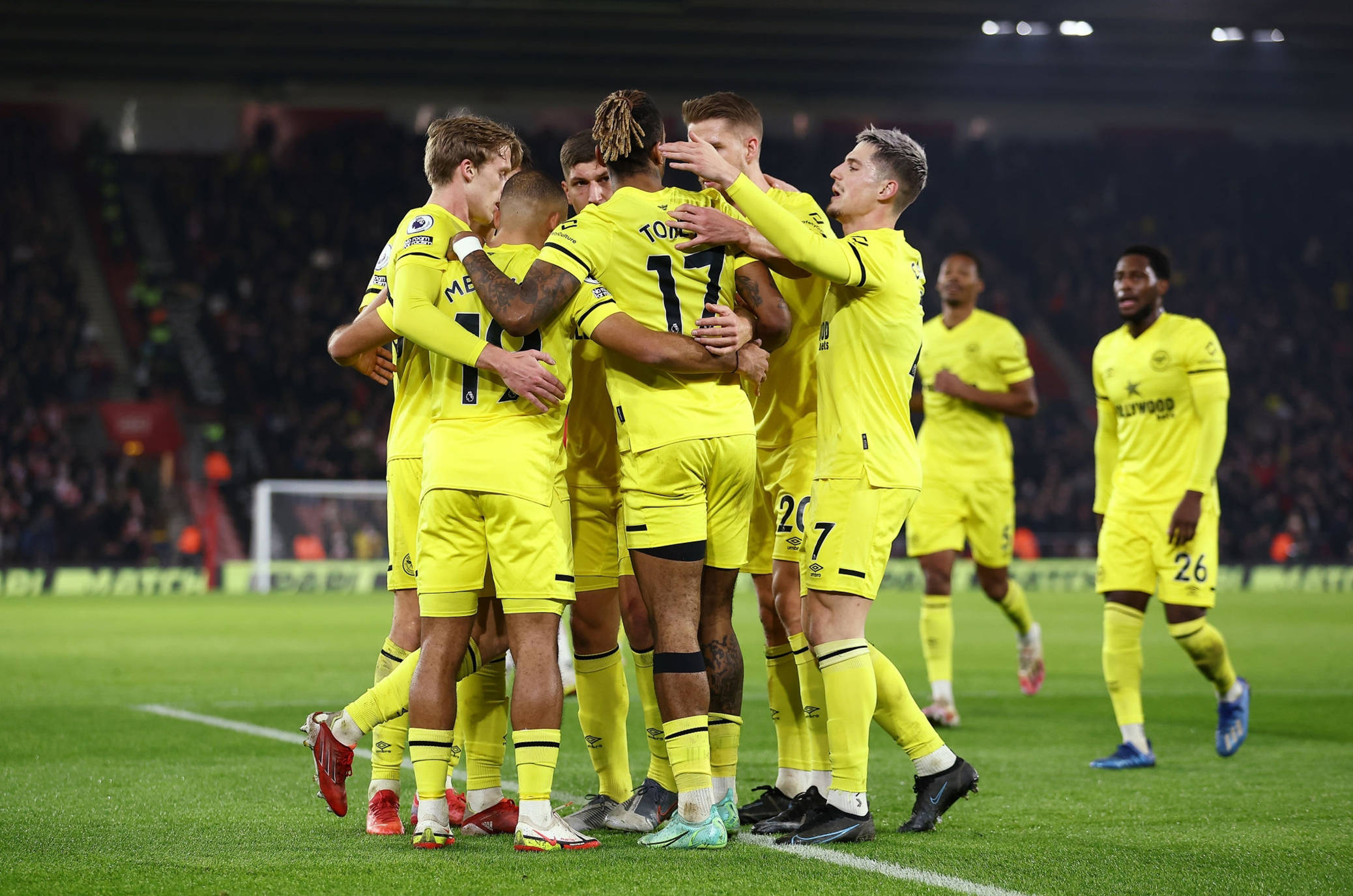 斯离队并由 斯离队并由