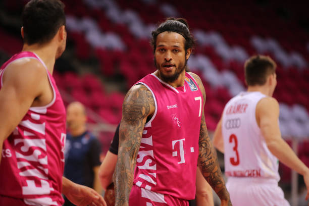 挑战性的对 挑战性的对