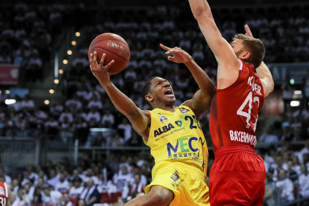 既受益于联 既受益于联